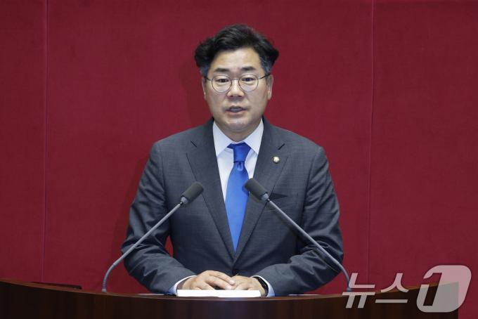 [사진] 박찬대 원내대표, 국회 운영위원장 당선