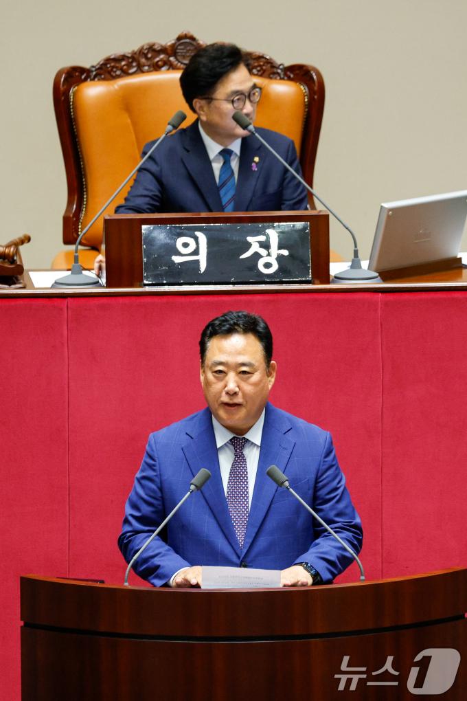 [사진] 어기구 의원, 국회 농해수위 위원장 당선