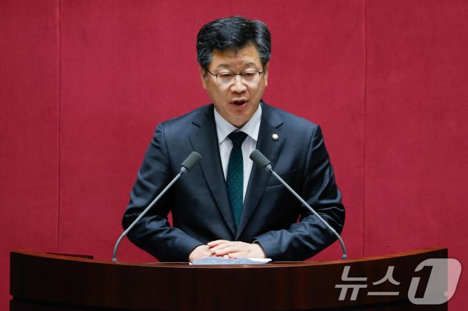 [사진] 안호영 의원, 국회 환노위원장 당선