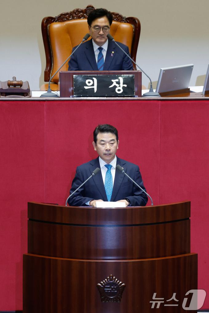 [사진] 박정 국회 예결위원장 당선