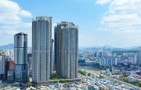 서울 동대문구 청량리역 한양수자인 그라시엘 1가구 무순위 청약에 4만4466명이 몰렸다. 사진은 단지 전경. /사진=한양