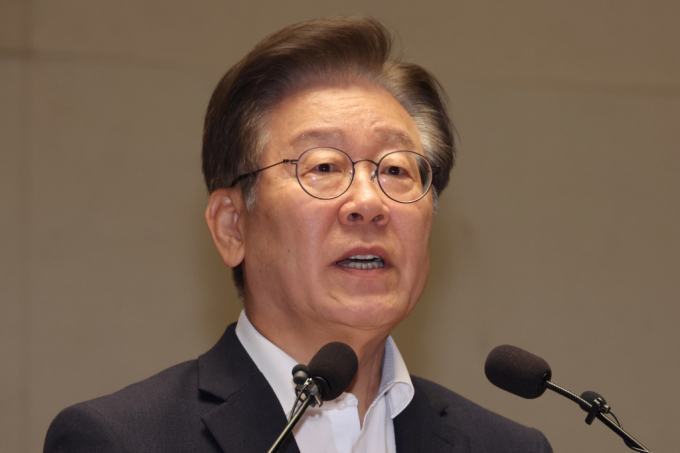 이재명 더불어민주당 대표가 11일 오전 서울 여의도 국회에서 열린 의원총회에서 발언하고 있다. /사진=뉴시스