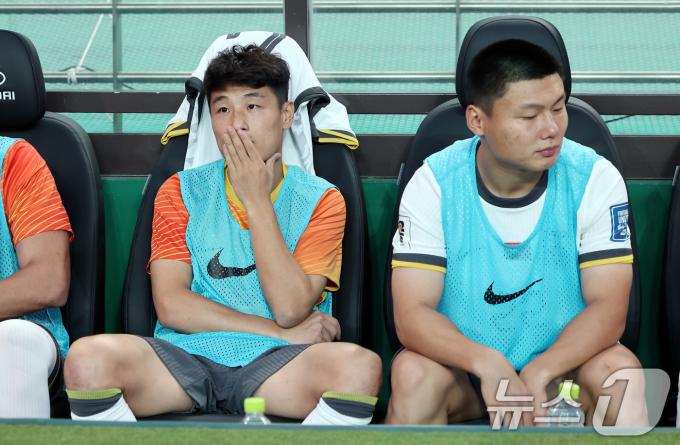 [사진] 벤치에서 시작하는 우레이