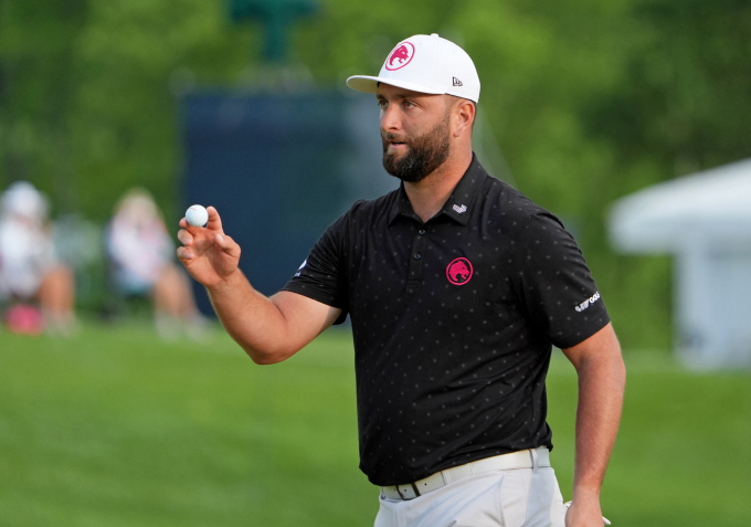 LIV 골프에서 뛰는 존 람이 발 부상으로 US오픈을 기권했다. /사진= 로이터