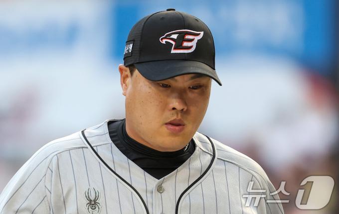 [사진] 집중하는 코리안몬스터