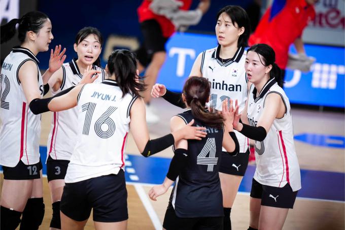 한국 여자 배구 대표팀이 VNL 일본과의 경기에서 셧아웃 패배를 당했다. (국제배구연맹 홈페이지)