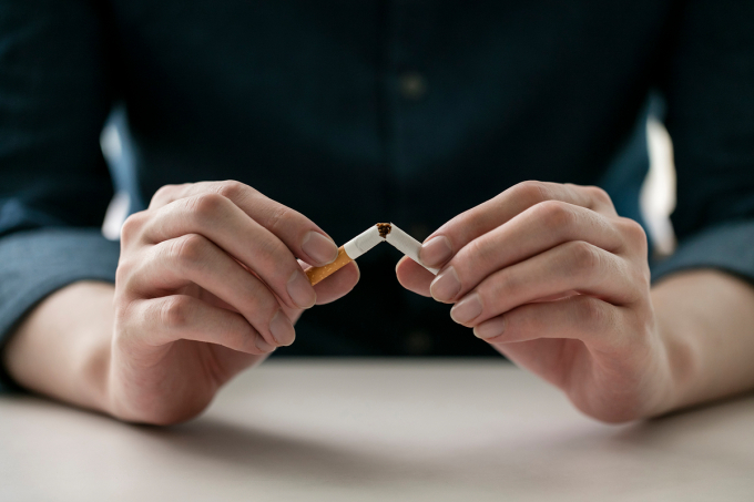  흡연자가 금연을 시도할 경우 첫 주에 금단증상이 최고조에 달한다. 이 경우 담배의 유해성분이 없는 니코레트를 통해 금단증상에 도움을 받을 수 있다. 사진은 기사와 직접적인 관련 없음. /사진=이미지투데이