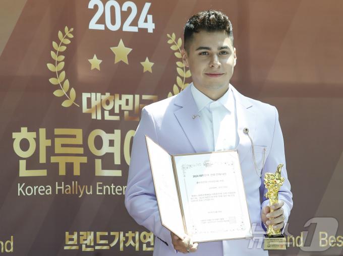 [사진] 크리스티안, MC부문 글로벌한류스타대상