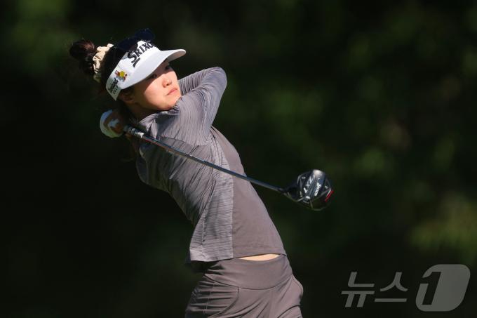 [사진] [포토]호주 그레이스 김, 마이어 LPGA 2R 티샷