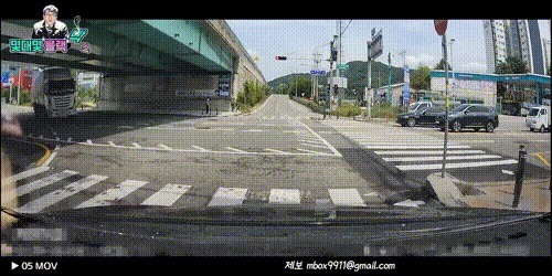 (유튜브 채널 '몇 대 몇? 블랙박스' 갈무리)