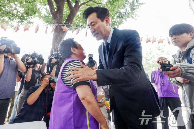 [사진] 이태원참사 유가족 만난 오세훈 서울시장