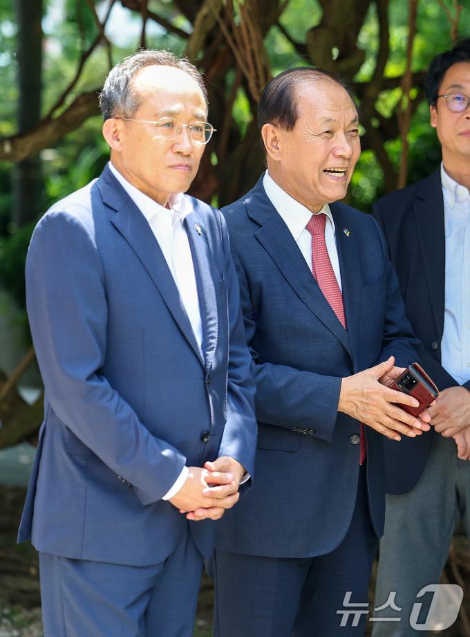[사진] 고위당정협의회 참석한 황우여·추경호
