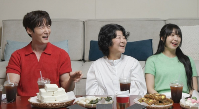 배우 최진혁(왼쪽)이 사기 피해를 고백했다. /사진=SBS 제공