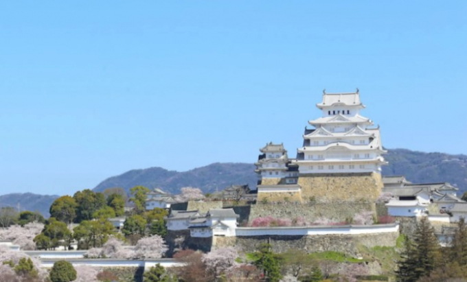 히메지성이 외국인 입장료를 4배 올리는 방침을 검토중이다. 사진은 히메지성의 모습. /사진=일본정부관광국 홈페이지 캡처