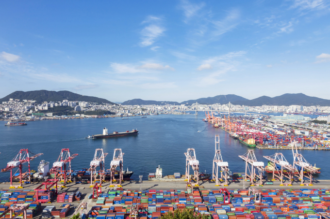 의료로봇 전문기업 큐렉소가 인공관절 수술로봇 '큐비스-조인트'의 해외 공급을 늘리고 있다. 사진은 기사와 무관. /사진=이미지투데이