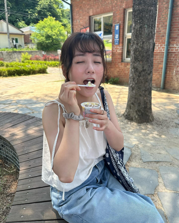 사진=윤보미 인스타그램