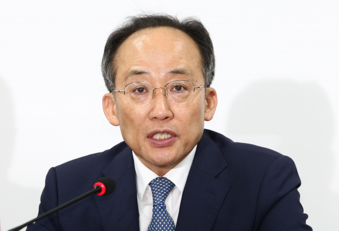 국민의힘이 21일 의원총회를 열고 국회 원 구성 대응 전략을 논의할 계획이다. 사진은 추경호 국민의힘 원내대표가 지난 20일 서울 여의도 국민의힘 중앙당사에서 열린 비상대책위원회의에서 발언하는 모습. /사진=뉴스1