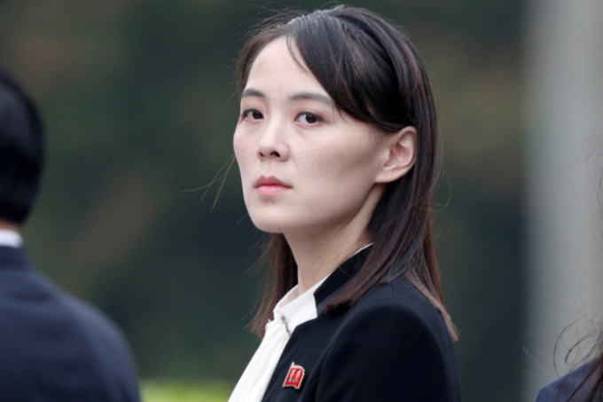 김여정 노동장 부부장이 "분명 하지 말라고 한 일을 또 벌렸으니 하지 않아도 될 일거리가 생기는 것은 당연하다"며 민간단체의 대북전단 살포 맞대응을 예고했다. 사진은 지난 2019년 베트남 하노이에서 열린 헌화 행사에 참여한 김 부부장의 모습. /사진=로이터