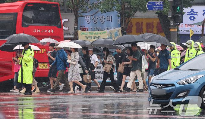 [사진] 비 내리는 서울