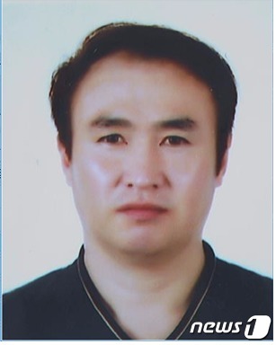인천경찰청은 2021년 12월 9일 청사에서 열린 신상 정보 공개위원회에서 강도살인 및 사체유기 등의 혐의로 구속된 권재찬의 신상공개를 결정했다. (인천경찰청 제공)2021.12.9/뉴스1 ⓒ News1