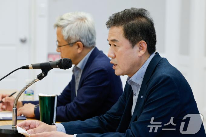[사진] 기자간담회 갖는 황현선 준비위원장