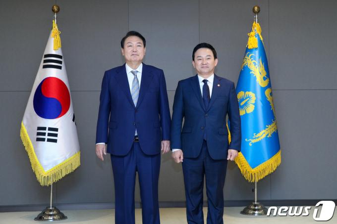 윤석열 대통령과 원희룡 전 국토교통부 장관 ⓒ News1 안은나 기자