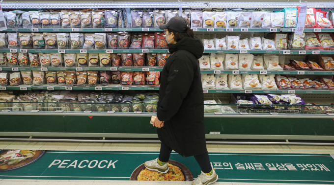 K푸드 열풍에 최대 시장 뚫어라… 미국 노크하는 한국 PB - 뉴스 썸네일 이미지