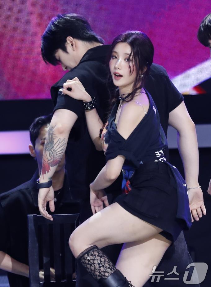 [사진] 권은비, 여름은 나의 계절