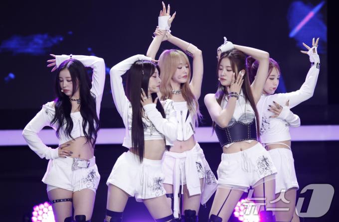 [사진] 우아, 집중