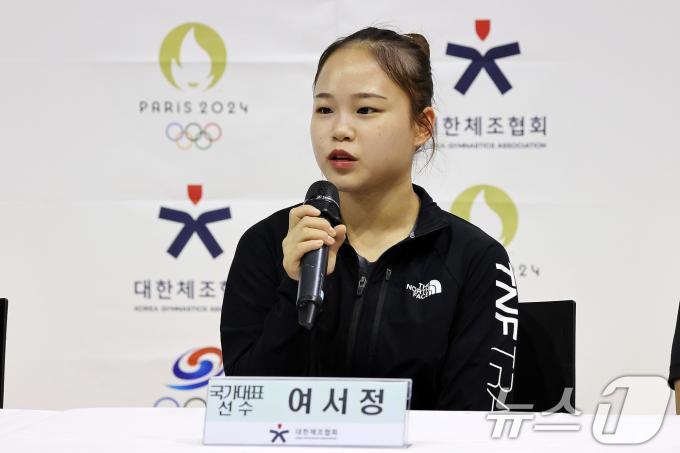 [사진] 답변하는 여서정