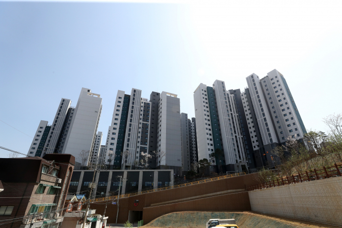 전국 미분양 주택이 6개월 연속 증가세를 보인 것으로 집계됐다. 사진은 서울 시내의 한 미분양 아파트 모습. /사진=뉴스1