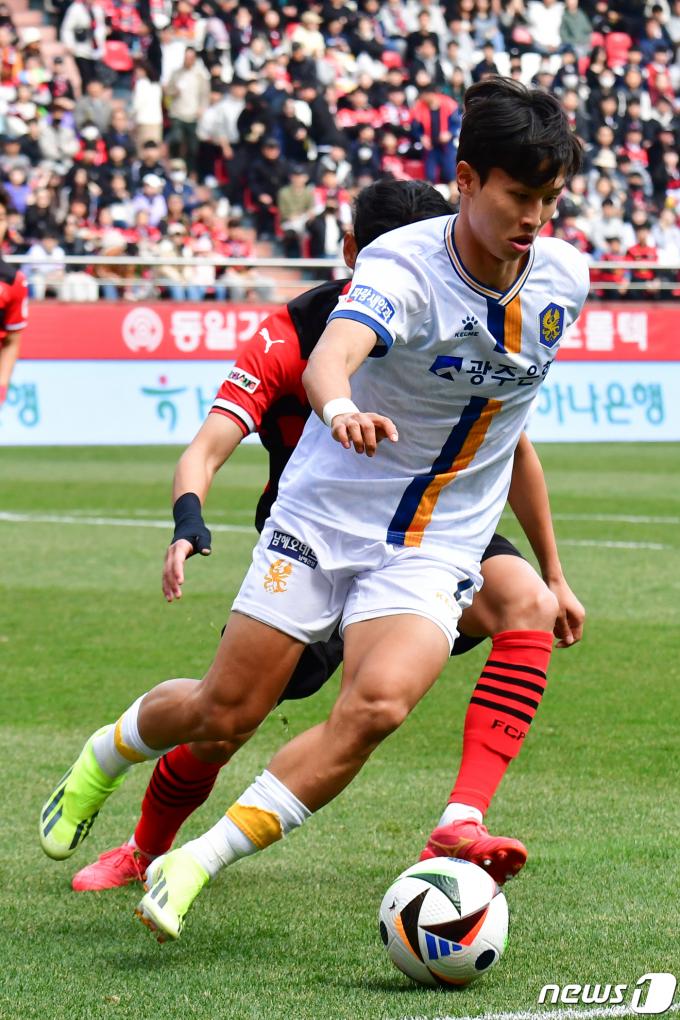 광주FC 윙어 엄지성이 유럽 진출을 추진하고 있다. 2024.3.17/뉴스1 ⓒ News1 최창호 기자