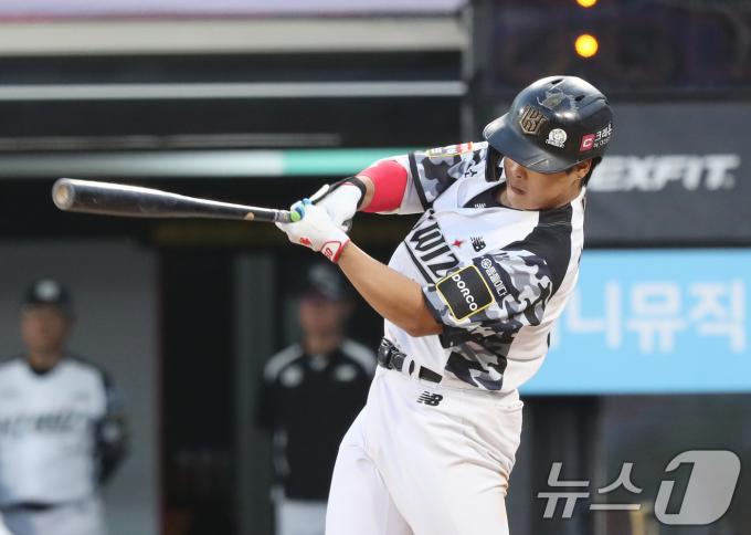 KT 위즈 강백호가 3경기 연속 홈런을 때렸다. /뉴스1 DB ⓒ News1 김영운 기자