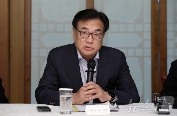 [사진] 제19차 고위당정협의회 발언하는 정진석 비서실장