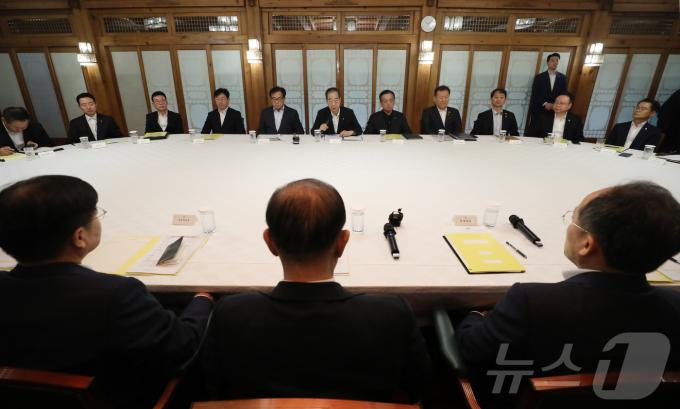 한덕수 국무총리가 30일 서울 종로구 국무총리공관에서 열린 제19차 고위당정협의회에서 모두 발언을 하고 있다. (공동취재) 2024.6.30/뉴스1 ⓒ News1 박정호 기자