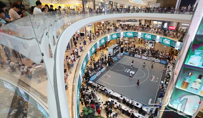 [사진] 쇼핑몰에서 열린 WKBL 3x3 트리플잼