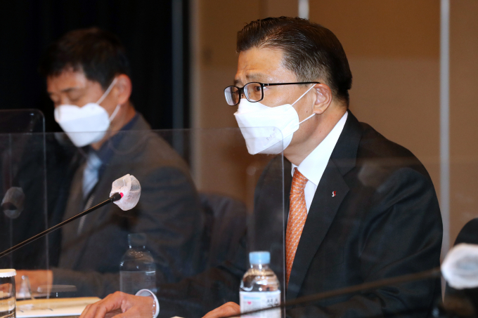 한국시멘트협회가 1일 서울 여의도 콘래드 호텔에서 '제3회 시멘트의 날' 기념식을 개최했다. 사진은 이현준 한국시멘트협회 회장. /사진=뉴스1
