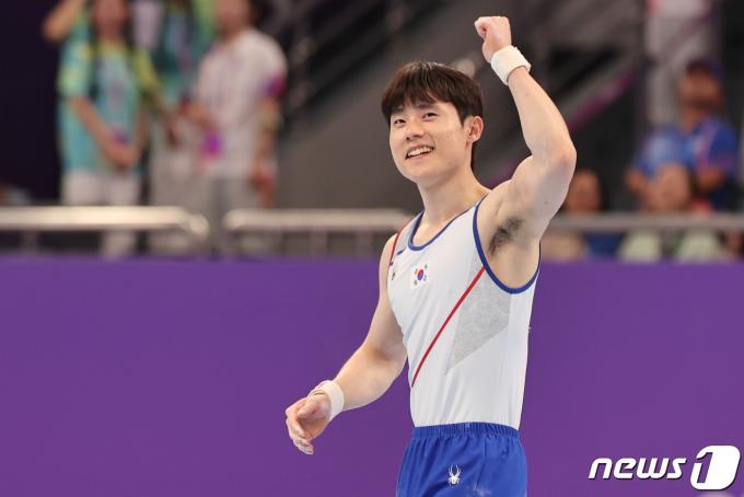 김한솔은 아시안게임 남자 마루운동 2연패를 달성했다. 2023.9.28/뉴스1 ⓒ News1 유승관 기자