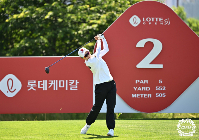 지난 2020년 롯데 오픈 우승자 김효주. /사진= KLPGA