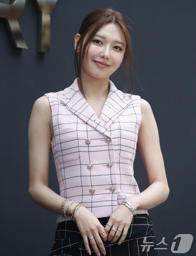 [사진] 최수영, 우아한 미소