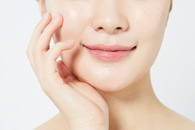 치매 치료제를 개발하고 있는 아리바이오가 필러 개발에 성공했다. 아리바이오는 필러에서 확보되는 매출을 치매치료제 개발에 사용할 예정이다. 사진은 기사와 직접적인 관련 없음. /사진=이미지투데이