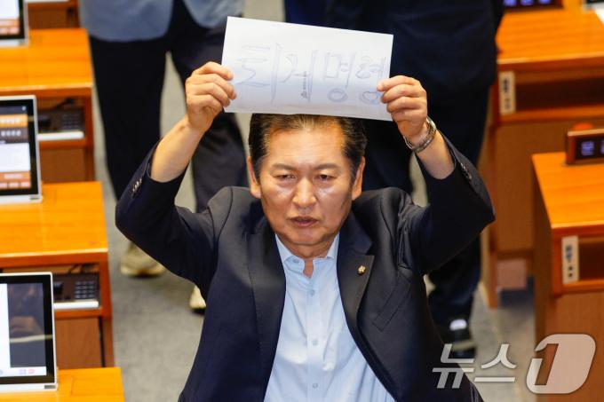 [뉴스1 PICK]해병대원 특검법, 野 주도 통과…대통령실 