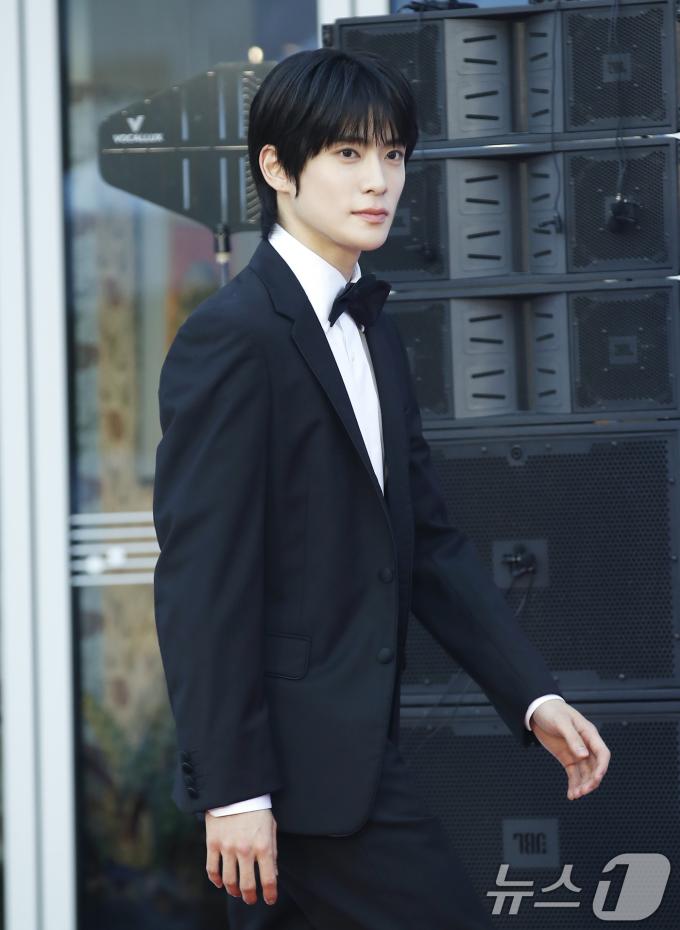 [사진] NCT 재현, 오늘은 가수 아닌 배우