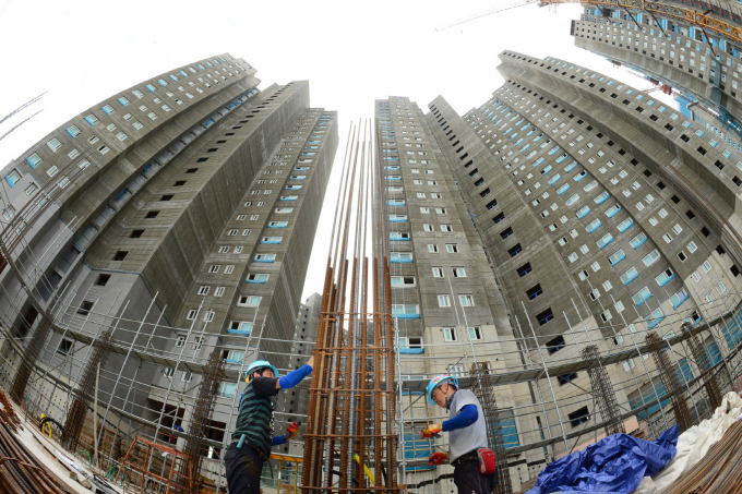 상반기 주요 건설업체의 정비사업 수주 실적이 엇갈렸다. 사진은 서울시내 한 아파트 건설현장. 사진은 기사 내용과 관련 없음. /사진=뉴시스