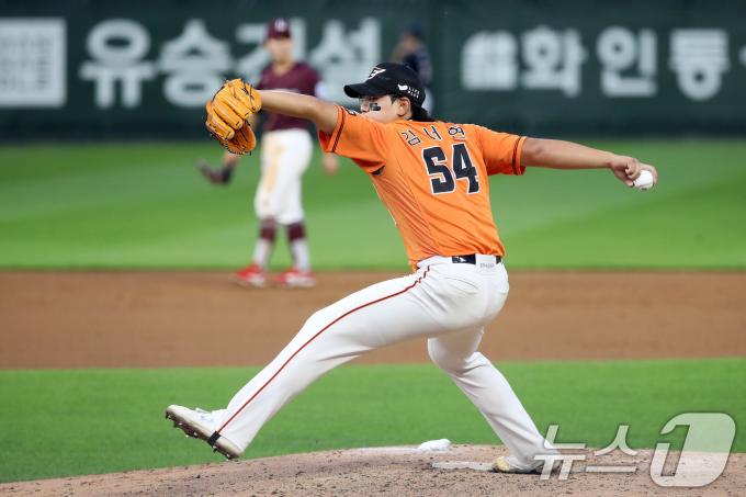 [사진] 역투하는 북부 김서현