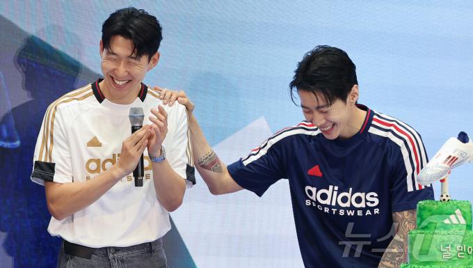 [사진] 손흥민·박재범, 월클들의 미소