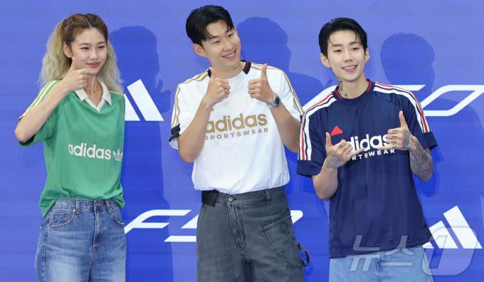 토트넘 손흥민, 배우 정호연, 가수 박재범이 6일 서울 영등포구 타임스퀘어에서 열린 아디다스 축구화 F50 발매 기념행사 '오직 스피드를 위해-SON IS CO