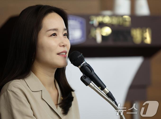 [사진] 축사하는 이주영 의원