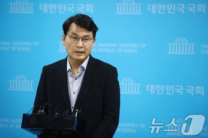 [사진] 윤상현 '한동훈·원희룡 확전 자제해야'