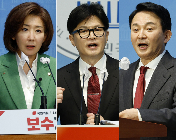 한동훈 후보가 김건희 여사의 문자를 읽고 무시했다는 의혹으로 전날까지 설전을 벌이던 전당 대회 후보들이 이날 첫 합동연설회를 시작한다. 사진은 지달 23일 전당 대회 당 대표 출마 선언을 한 나경원 후보(왼쪽부터), 한동훈 후보, 원희룡 후보. /사진=뉴스1